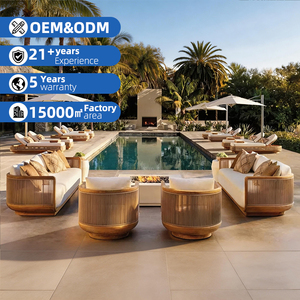 Chaises longues d'extérieur de luxe en teck, lit de repos, chaise de plage, mobilier de patio, lit de soleil en bois - Product Image 1