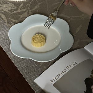 จานเซรามิกสำหรับใส่เค้กจานสำหรับอาหารเช้าลายดอกไม้สีฟ้าแบบย้อนยุคสำหรับร้านกาแฟของหวานในบ้านขายส่งใหม่ - Product Image 1