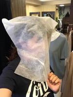 Prix abordable : Capots de protection jetables non-tissés pour le maquillage, pour cabines d'essayage de robes de mariée