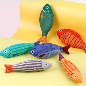 Interaktif simülasyon Goldfish yavru Pillowfish oyuncak Catnip-Infused çiğnemek Bite peluş kediler köpekler için malzemeleri kedi eğlence - Product Image 1