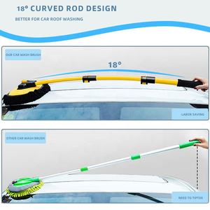 แปรง<span class=keywords><strong>ล้าง</strong></span>รถแบบมีด้ามจับยาว หุ้มด้วยไมโครไฟเบอ<span class=keywords><strong>ร์</strong></span> พร้อมชุดอุปกรณ์ทำความสะอาด สำหรับการทำความสะอาดรถยนต์อย่างมีประสิทธิภาพ - Product Image 2