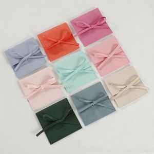 Pochette d'emballage pour bijoux en gros, multifonctionnelle, en suède microfibre, personnalisable - Product Image 1