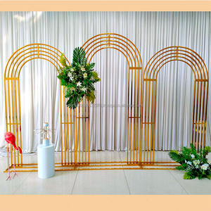 Arche de mariage blanche en métal de style britannique personnalisable, fournitures de décoration de scène en fer pour les fêtes et les mariages, FURUN durable - Product Image 6