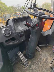 Cargadora de Ruedas Usada de 7 Toneladas con Motor Cummins de 180kW y Cucharón de 4.2m³ para Minería, Canteras y Operaciones de Manipulación de Materiales Pesados - Product Image 2
