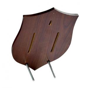 Targa Scudo in Legno di Noce 190x260x15 mm per Esposizione Trofei - Product Image 2