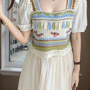 Chemise en mousseline de soie blanche bohème au crochet, broderie florale et papillon, manches courtes, hauts d'été pour femmes - Product Image 5