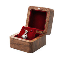 Boîte à bijoux en bois personnalisable, petite boîte à pendentif en bois, boîte à bagues en bois en gros, boîte de rangement pour boucles d'oreilles et colliers