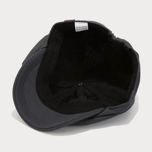 หมวกเบเร่ต์สีพื้นเรียบง่ายสไตล์เรโทรสำหรับฤดูใบไม้ร่วงและฤดูหนาว เหมาะสำหรับผู้ชายและผู้หญิง สวมใส่สบายๆ ตามเทรนด์แฟชั่นอังกฤษ หมวกทรงนิวส์บอยสำหรับกิจกรรมกลางแจ้ง - Product Image 5