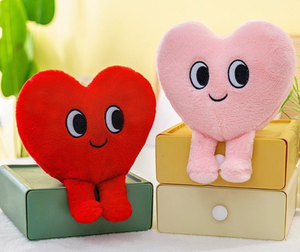 Özelleştirilmiş kırmızı kalp şekli yastık güzel peluş doldurulmuş köpek oyuncak ve çanta Polyester sevimli tasarım sıcak sevgililer günü için - Product Image 1