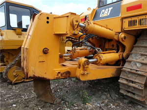 Bulldozer sur chenilles Caterpillar D8R d'occasion 2023, moteur 90 CV, capacité de bêchage 8,6 m, roulement haute performance japonais, 1 an, 25000 KG - Product Image 3