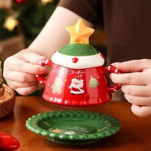 Ensemble de tasses en céramique de Noël avec couvercle, design Père Noël, couleur rouge et verte, pour la décoration de table de Noël, cadeaux et faveurs de fête - Product Image 3