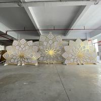 Backdrop Pernikahan Lengkung PVC Putih Emas 8*10 kaki dengan Sabuk Lampu LED untuk Dekorasi Pernikahan dan Pesta