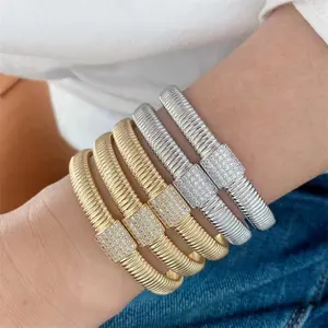 2023 Novo Brass Zirconia Pave Bangles Pulseiras Gold Silver 24K Gold Plated manguito pulseiras jóias para mulheres meninas