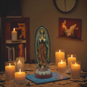 Estatua <span class=keywords><strong>de</strong></span> Poliresina <span class=keywords><strong>de</strong></span> 12'' <span class=keywords><strong>de</strong></span> Nuestra Señora <span class=keywords><strong>de</strong></span> <span class=keywords><strong>Guadalupe</strong></span>, Arte Religioso, Decoración Personalizada para el Hogar, Hecha <span class=keywords><strong>a</strong></span> Mano, Pintada <span class=keywords><strong>a</strong></span> Mano, Artesaní<span class=keywords><strong>a</strong></span> Coleccionable <span class=keywords><strong>de</strong></span> Resina - Product Image 1