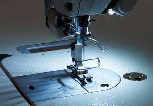 Máquina <span class=keywords><strong>de</strong></span> Coser Recta <span class=keywords><strong>de</strong></span> Una <span class=keywords><strong>Aguja</strong></span> Brother 7100A <span class=keywords><strong>de</strong></span> Alta Calidad con Accionamiento Directo, <span class=keywords><strong>Precio</strong></span> <span class=keywords><strong>de</strong></span> Segunda Mano - Product Image 3