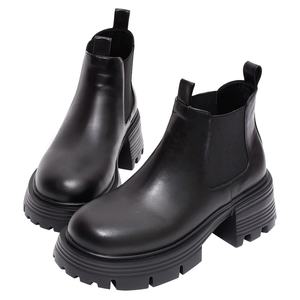 Bottes à plateforme avec panneaux élastiques noirs, mode streetwear d'hiver - Product Image 2