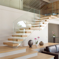 Escalier droit personnalisé en bois, lustre, escalier flottant, carreaux d'escalier