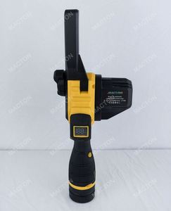 เลื่อยโซ่ไฟฟ้าไร้สาย 12V แบตเตอรี่ลิเธียม ขนาด 4 นิ้ว เลื่อยโซ่ไฟฟ้าขนาดเล็ก พกพาสะดวก สำหรับตัดไม้ - Product Image 4