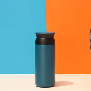 Tasse isotherme japonaise à couvercle plat 500 ml en acier inoxydable 304 avec poignée et infuseur à thé pour voyage en extérieur, voiture, cadeau pour femme - Product Image 4