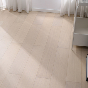 Parquet contrecollé AVANTIMORA CE en chêne brossé à trois couches, qualité AB, finition vernie, système T&G, 20 mm, pour salon - Product Image 2
