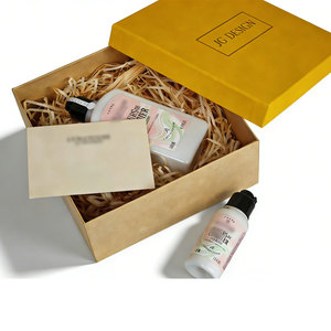 Cajas de Regalo Cuadradas de Diseño de Lujo Personalizadas para Navidad, Juego de Cajas con Base y <span class=keywords><strong>Tapa</strong></span> de Papel Especial, Caja de Papel con Laminado Mate para Empaque de Regalos - Product Image 2