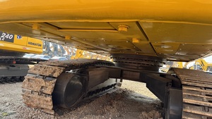 Excavatrice sur chenilles Komatsu PC450 d'occasion, peu d'heures de fonctionnement, d'origine japonaise, en bon état - Product Image 3