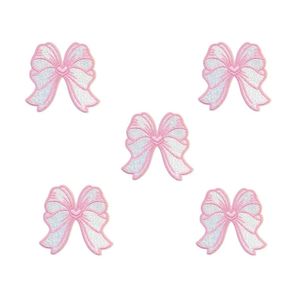 Nouveau Patch Brodé Thermocollant Motif Cœur à Carreaux Aqua avec Nœud Papillon pour Décoration de Chapeaux et Sweats à Capuche - Product Image 2