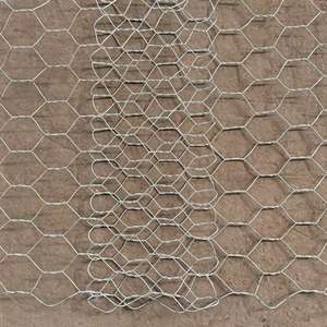 רשת גדר משושה ארוגה מחוט ברזל מגולוון איכותי עם שירותי כיפוף, חיתוך וריתוך לכלובי ארנבות בגאנה - Product Image 4