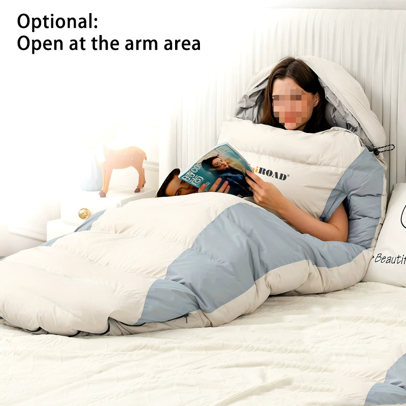 Blanc et bleu (avec ouvertures pour les bras)