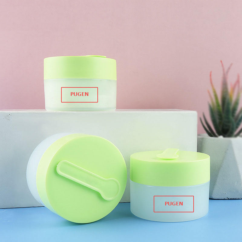 สีเขียวอ่อน