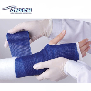 Consommables médicaux Pansements en plâtre <span class=keywords><strong>de</strong></span> <span class=keywords><strong>Paris</strong></span> doux pour la peau Ruban <span class=keywords><strong>de</strong></span> moulage orthopédique synthétique pour réparer et protéger les jambes ou les bras - Product Image 1