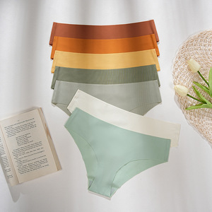 <span class=keywords><strong>Slip</strong></span> Intimi da Donna <span class=keywords><strong>Senza</strong></span> <span class=keywords><strong>Cuciture</strong></span> in Seta di Ghiaccio e Spandex Confortevole, <span class=keywords><strong>Senza</strong></span> Tracce, Tinta Unita, Multicolore e con Logo Personalizzato - Product Image 4