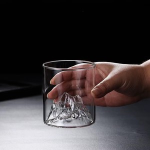 Verre à whisky personnalisé de 180 ml, design moderne fait main, sans BPA, écologique, pour admirer la vue sur les montagnes - Product Image 5