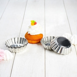 Commercio all'ingrosso della fabbrica Set di 6 pezzi Mini <span class=keywords><strong>stampi</strong></span> per pasticceria in metallo stampo per tortine rotonde con diametro 7cm Mini Bakeware - Product Image 5
