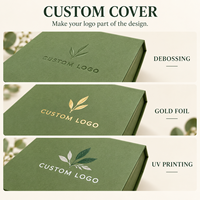 Boîte cadeau d'entreprise personnalisée avec logo OEM, emballage rigide de style livre avec gaufrage, impression UV à feuille d'or pour ensembles de carnets