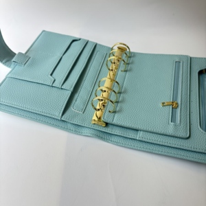 Nouvel Organisateur de Cartes A6 en Cuir Litchi de Qualité Supérieure, Portefeuille Résistant et Élégant avec Couverture Type Reliure - Product Image 3