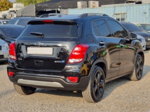 2018 BLACK The New Trax Auto Diesel Sunroof And BSD SUV Heated Seats Korean Auto <b>TPMS</b> Diesel Compact Car - Product Image 2