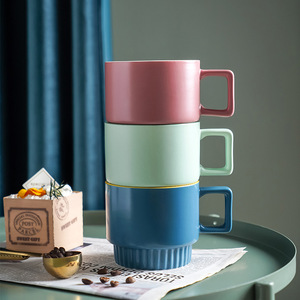 Tasse empilable en céramique nordique au design coloré et prix abordable, tasse à eau créative pour la maison, tasse à café simple - Product Image 1
