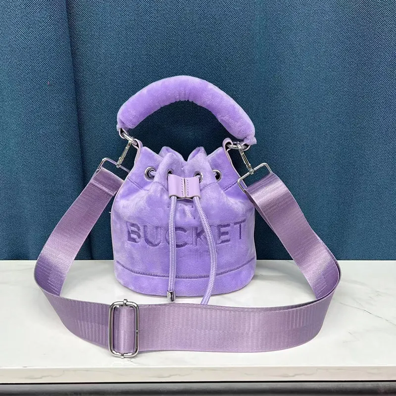 Designer Plush Luxury The Tote Bag New Style Trending Fur Female Bag Brand Bucket Bags Women Handbags 2022 Purses