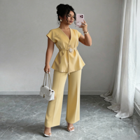 Setelan Kantor Wanita Ukuran Besar, Blus Peplum V-Neck Lengan Pendek Berpinggang Ramping, Celana Panjang High Waist Model Flare, 2 Potong, 2026