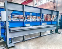 Mesin Tekuk Hidrolik CNC Terjangkau 4000mm 6000mm untuk Lipatan Plat Baja Press Brake Kecepatan Tinggi