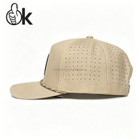Premium 5-panel petfles met gepersonaliseerde rubberen patch, lasergesneden gaten, trucker pet, ademend, golfpet voor heren