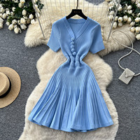 Produit très vendu Robe décontractée en tricot Robe d'été fine Robe tendance pour femmes Robe à la mode