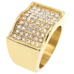 फैशन गहने की अंगूठी फैक्टरी थोक स्टेनलेस स्टील 18K सोने के लिए पीवीडी चढ़ाना अच्छी चमकदार अंगूठी पुरुषों की सगाई की