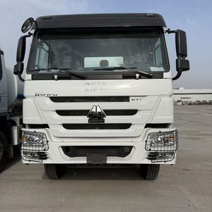 Camion Cisterna Sinotruck Howo per Acque Reflue, Diesel Manuale Euro 2, Serbatoio da 20m, Nuovo, Centri di Assistenza Oltremare - Product Image 1