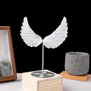 Vente en gros d'ailes de papillon en sélénite sculptée en cristal naturel, support métallique pour ailes de cristal, pour la décoration, les cadeaux et autres objets artisanaux en cristal - Product Image 3