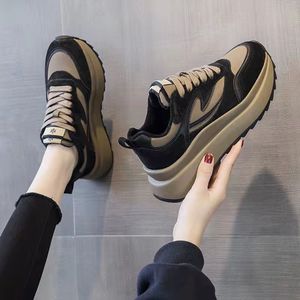 Scarpe Donna 2026 in Pelle Stile <span class=keywords><strong>Daddy</strong></span> Shoes, Nuove 2024, con Suola Spessa, Casual, Sportive <span class=keywords><strong>di</strong></span> Tendenza, dal Design Semplice e Distintivo - Product Image 4