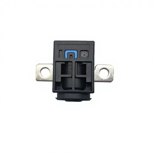 Systèmes électriques automobiles N000000004516 Boîte à fusibles de batterie avec protection contre les surcharges pour <span class=keywords><strong>Mercedes</strong></span>-Benz <span class=keywords><strong>Classe</strong></span> E, <span class=keywords><strong>Classe</strong></span> C, GLE, GLS - Product Image 2