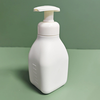 Pompe distributeur verrouillée gauche-droite personnalisée de 300ml en PEHD doux au toucher pour cheveux shampooing revitalisant lotion pour le corps