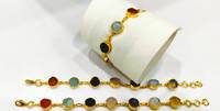 Bracelet en acier inoxydable avec breloque en quartz fait main, pierres multicolores de 8 mm, chaîne à maillons plaquée or, 7 pouces de long, y compris 1 pouce